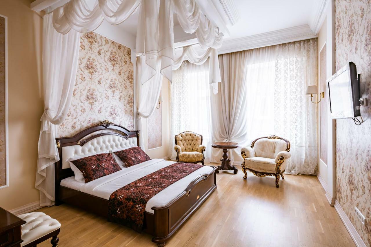 Romari Проспект Свободи 31 Lviv Exterior photo